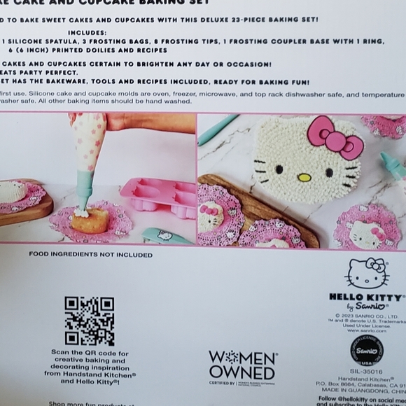 Hello Kitty Baking Set π - Picture 3 of 3